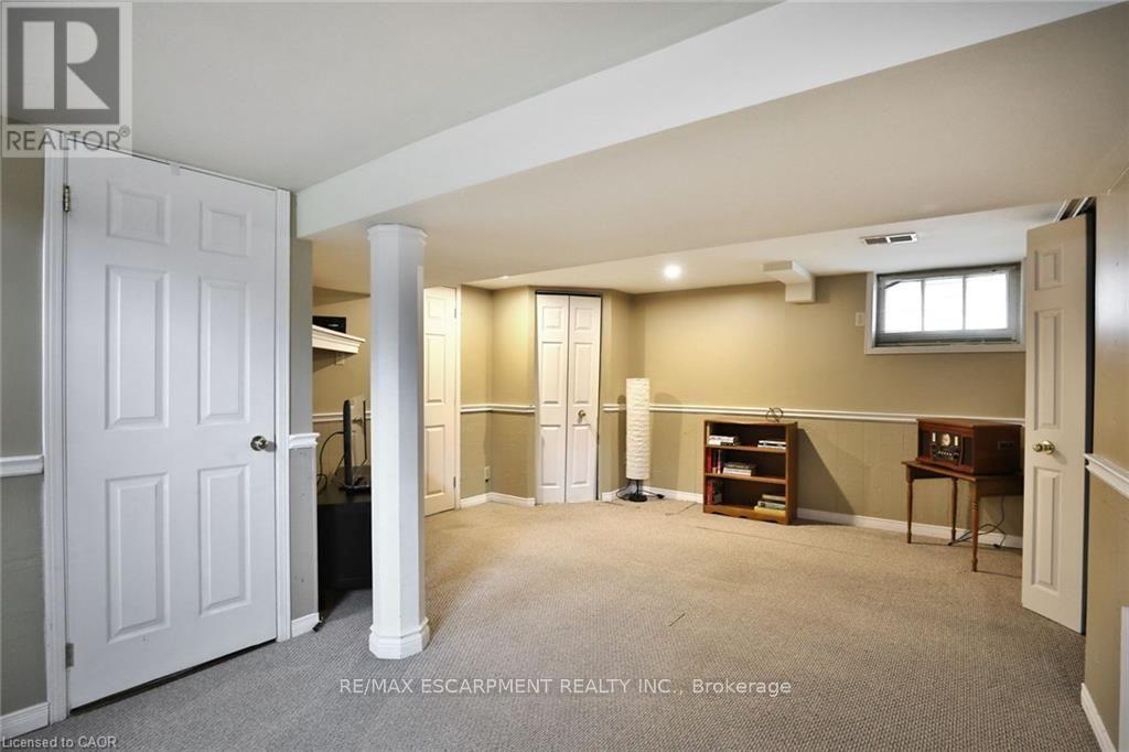 78 Cameron Avenue S Property Photo 21