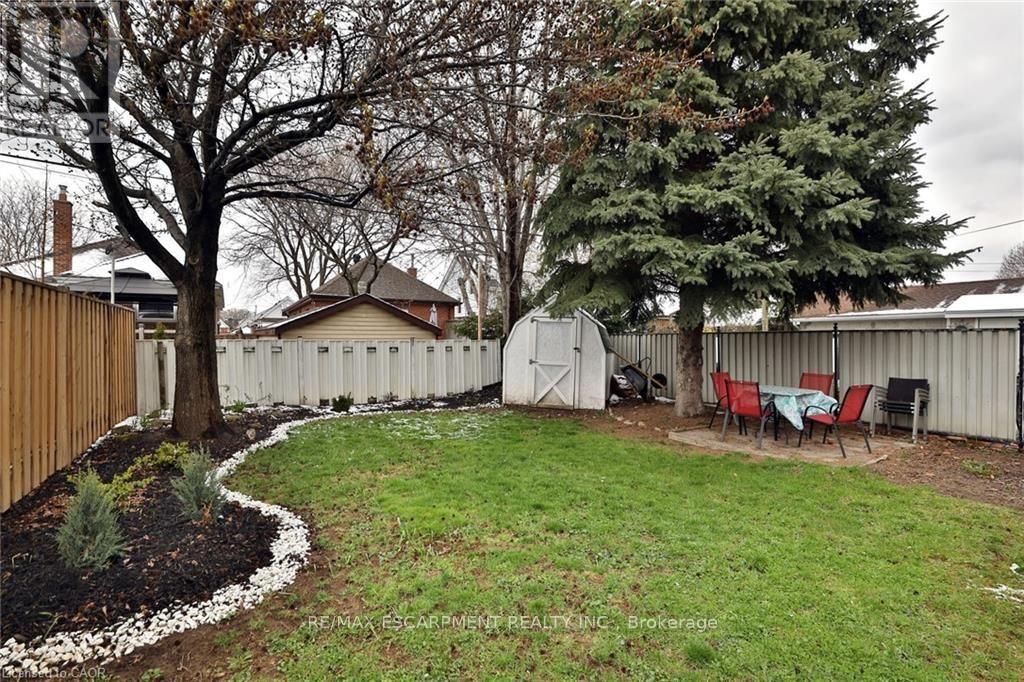 78 Cameron Avenue S Property Photo 22