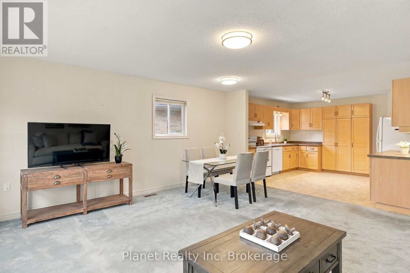 4 Ashcroft Court Property Photo 11