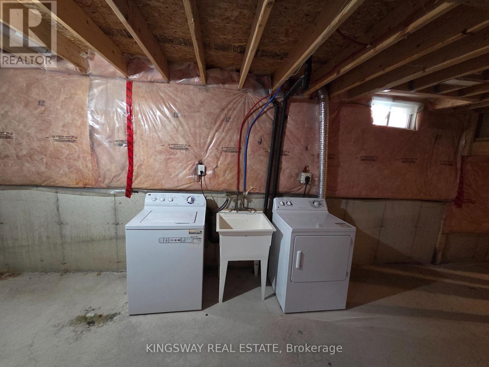 28 Tidemore Heights Property Photo 26