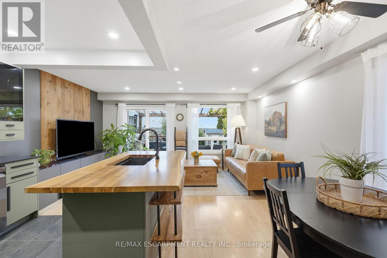 42 Kildonan Crescent Property Photo 13