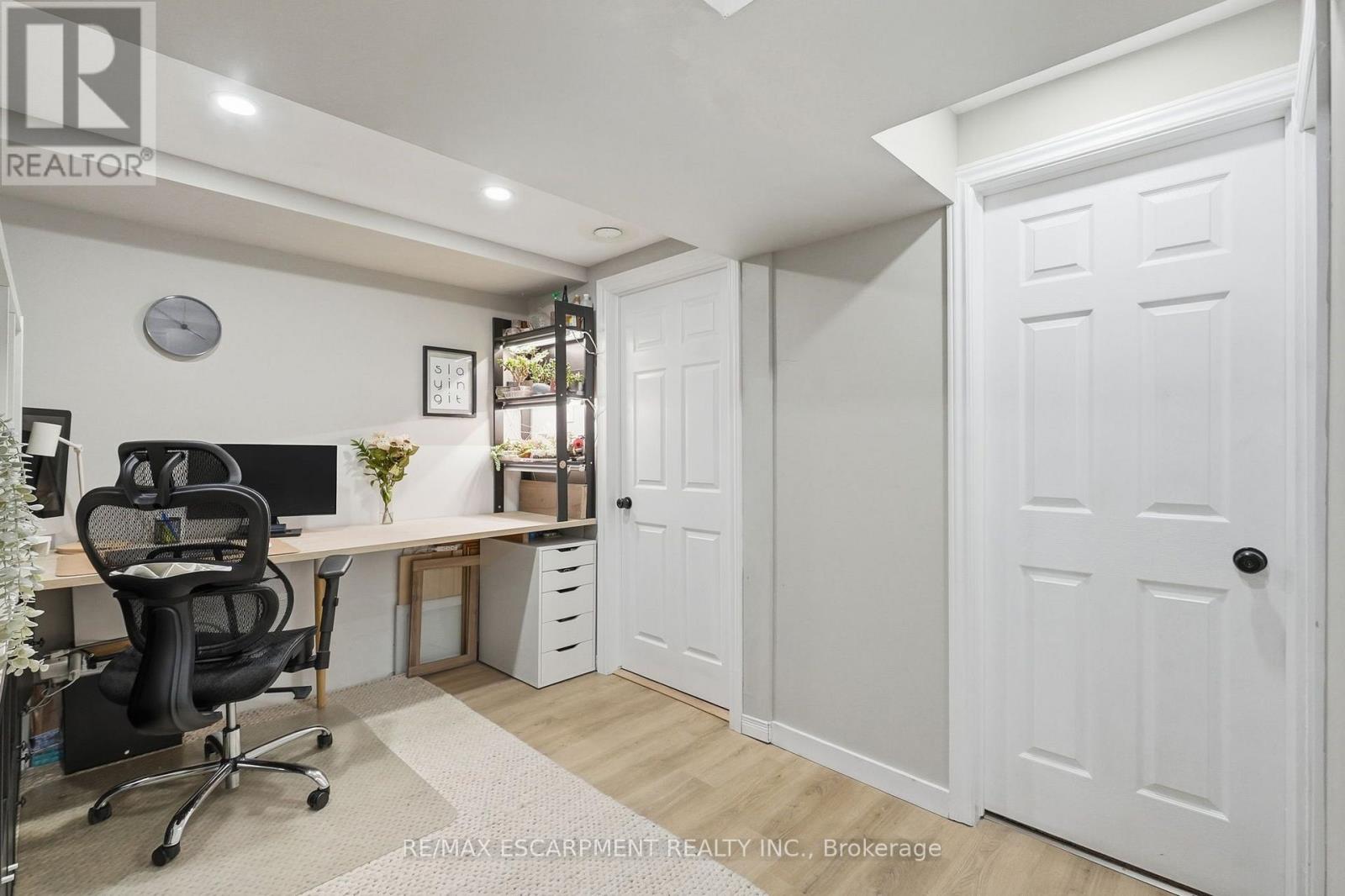 42 Kildonan Crescent Property Photo 31