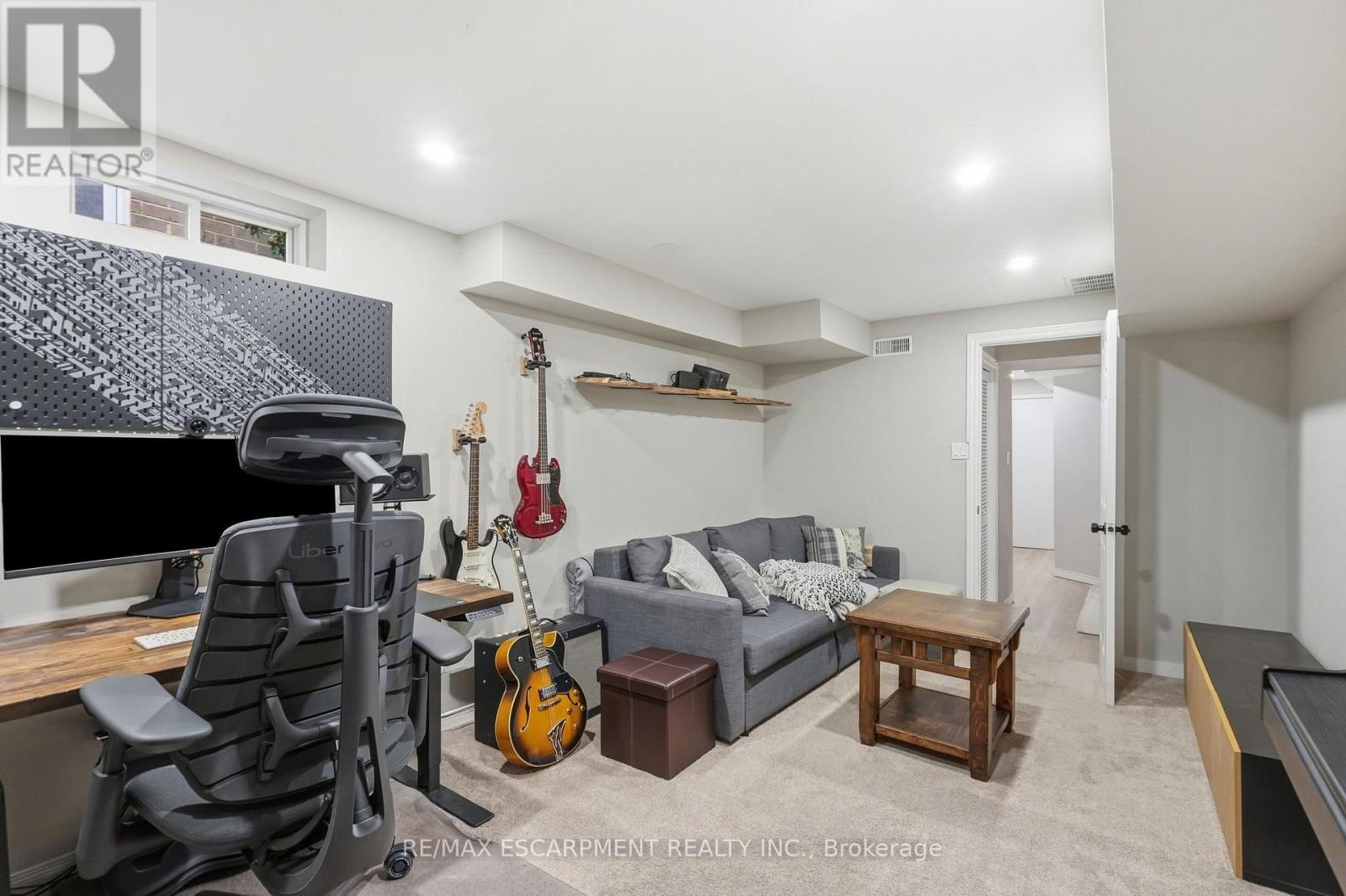 42 Kildonan Crescent Property Photo 36