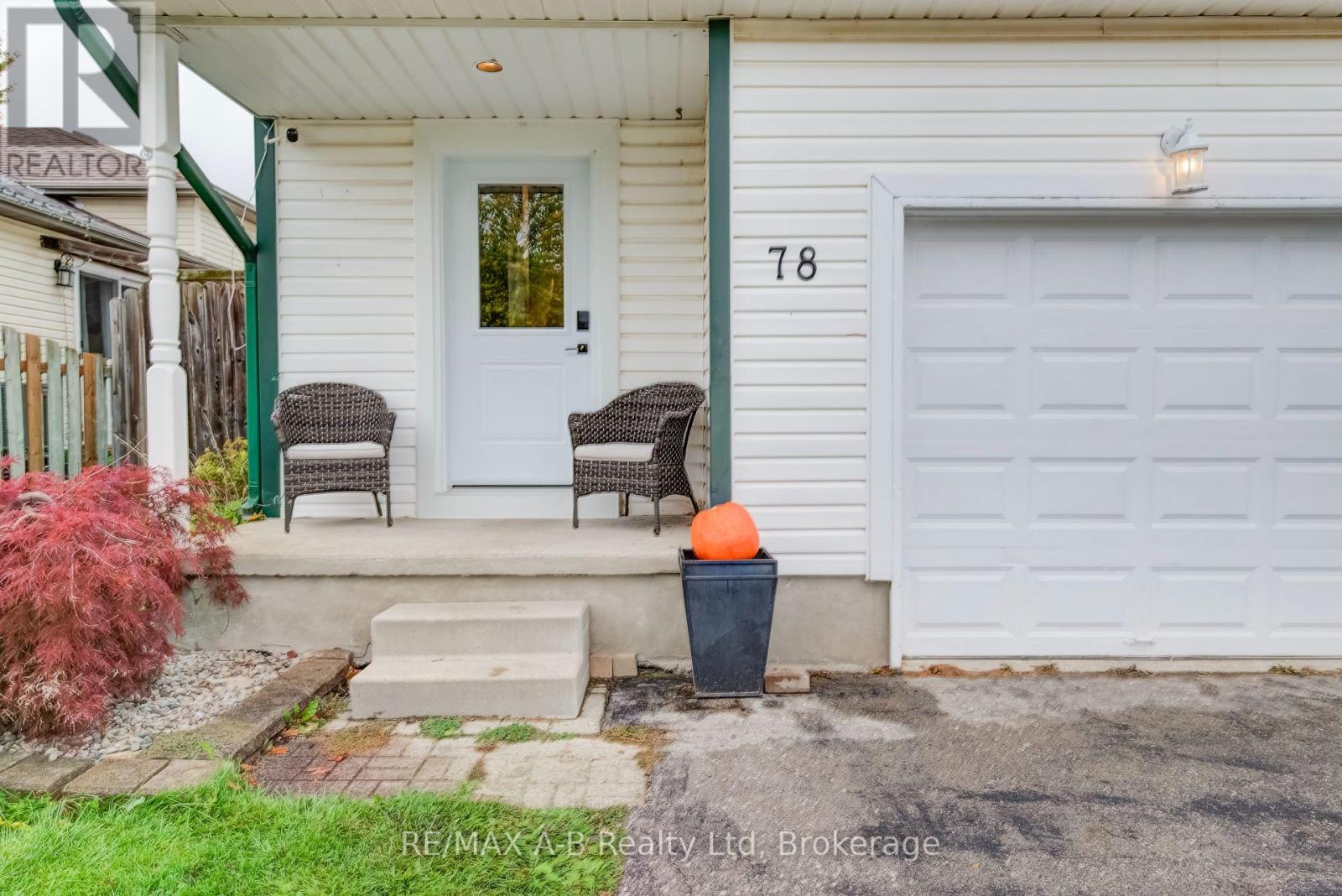 78 Hostetler Road Property Photo 5