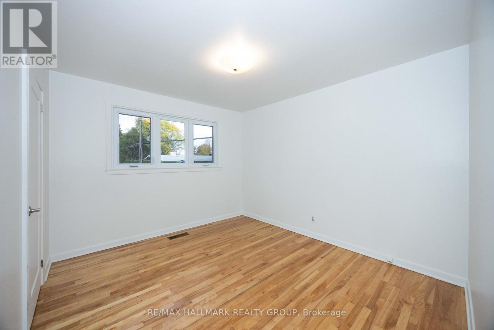 926 Elsett Drive Property Photo 18