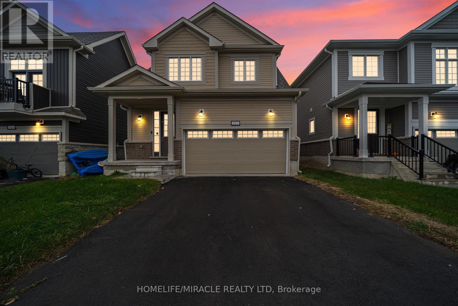 107 Oakmont Drive Property Photo 1