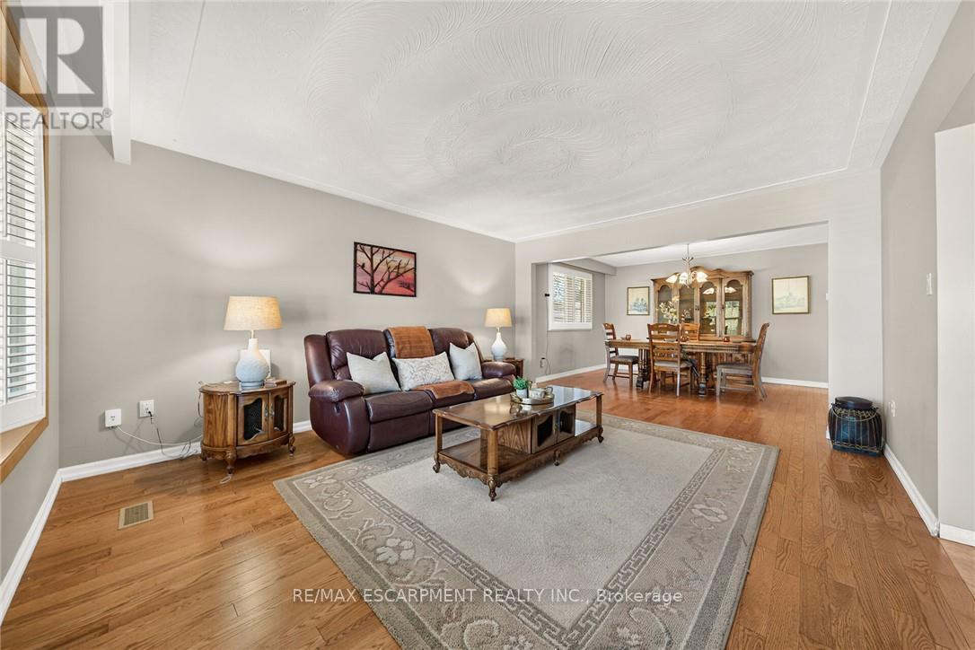 3 Harvard Place Property Photo 6