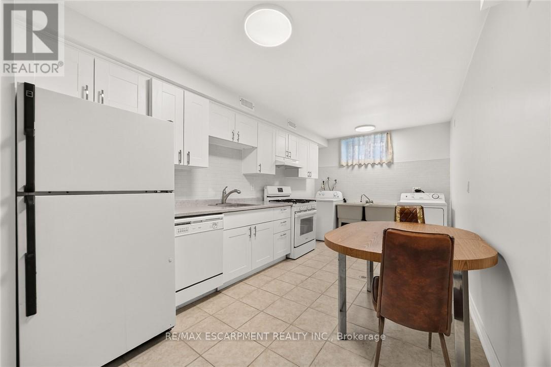 3 Harvard Place Property Photo 42