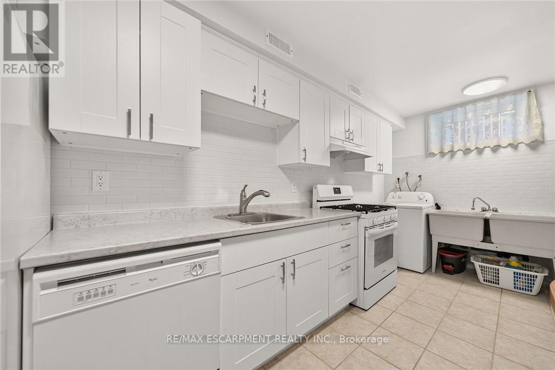 3 Harvard Place Property Photo 43