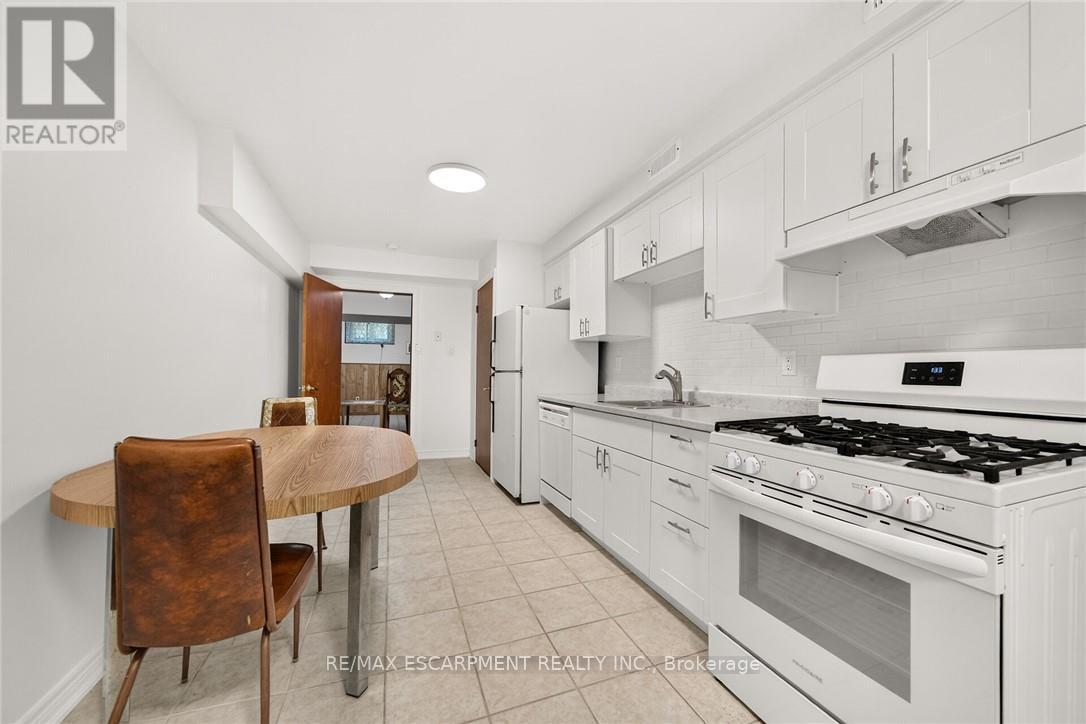 3 Harvard Place Property Photo 44