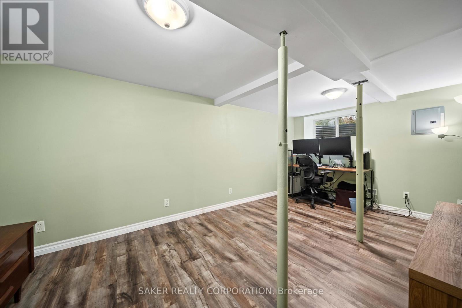 119 Clarence Street Property Photo 23