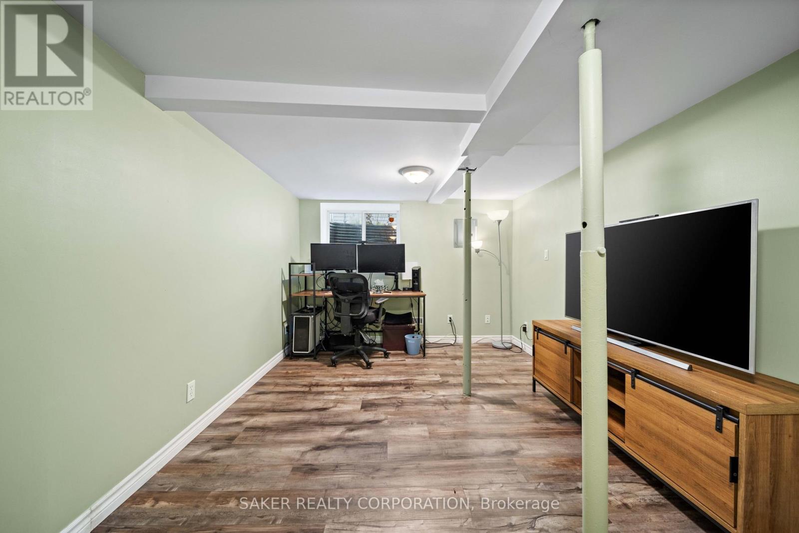 119 Clarence Street Property Photo 24