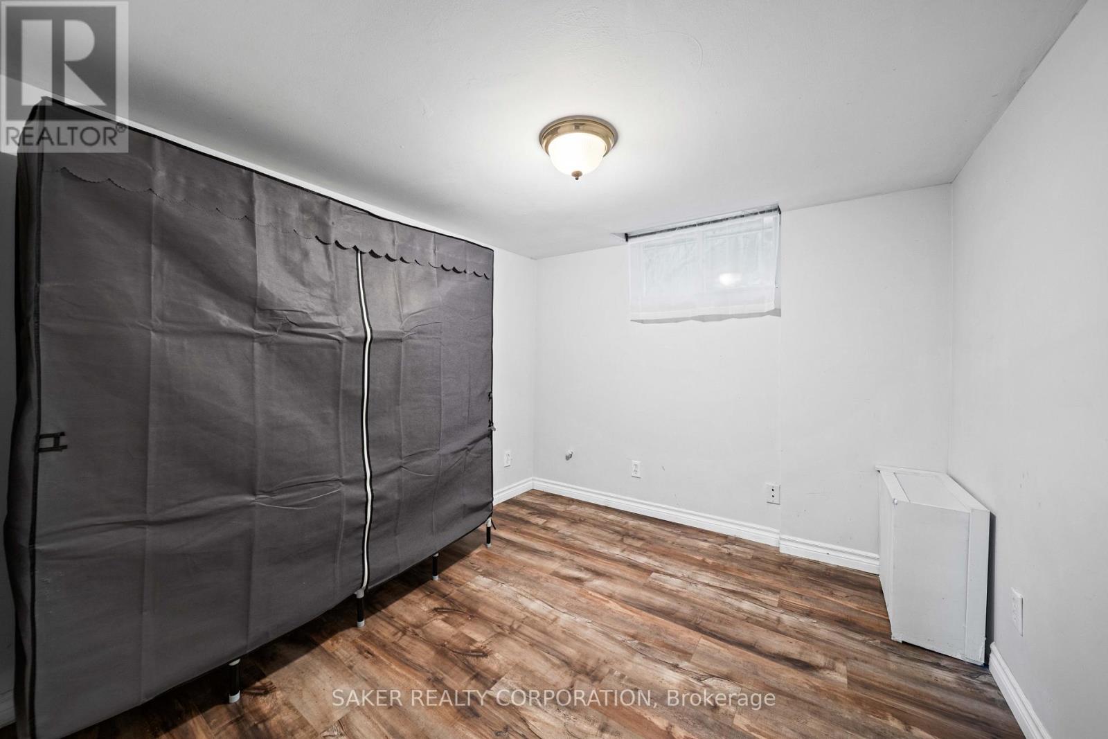 119 Clarence Street Property Photo 25