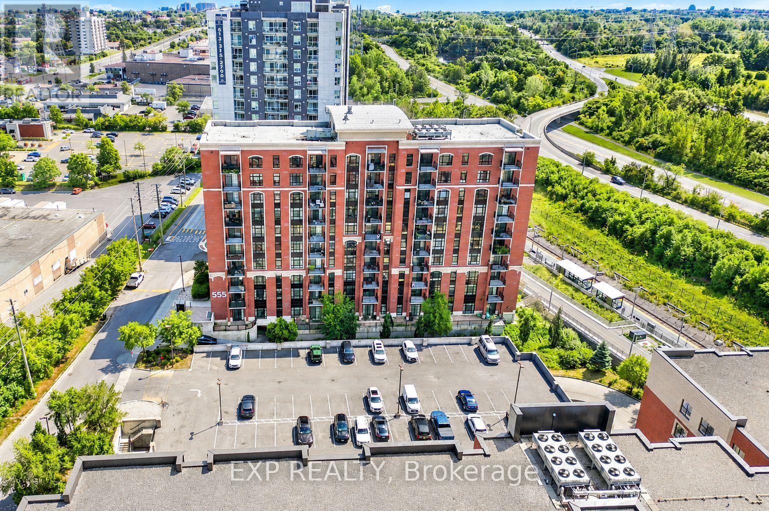 109 - 555 Anand Private Property Photo 2
