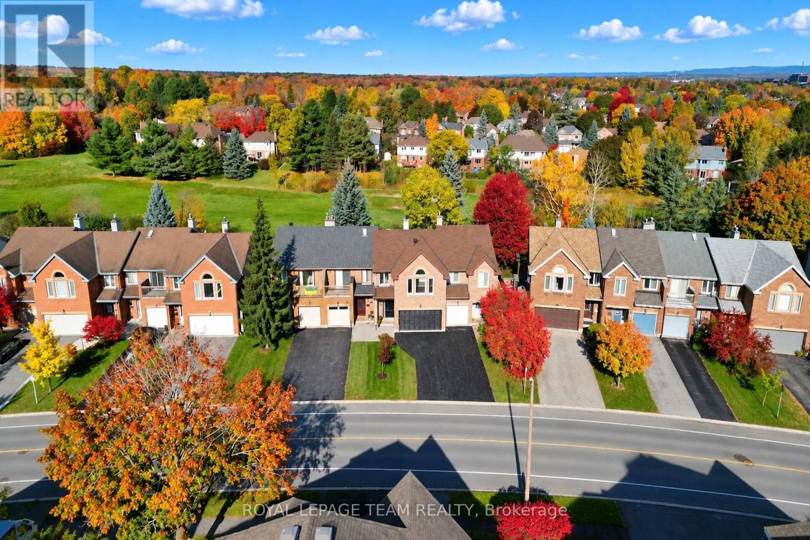 253 Knudson Drive Property Photo 6