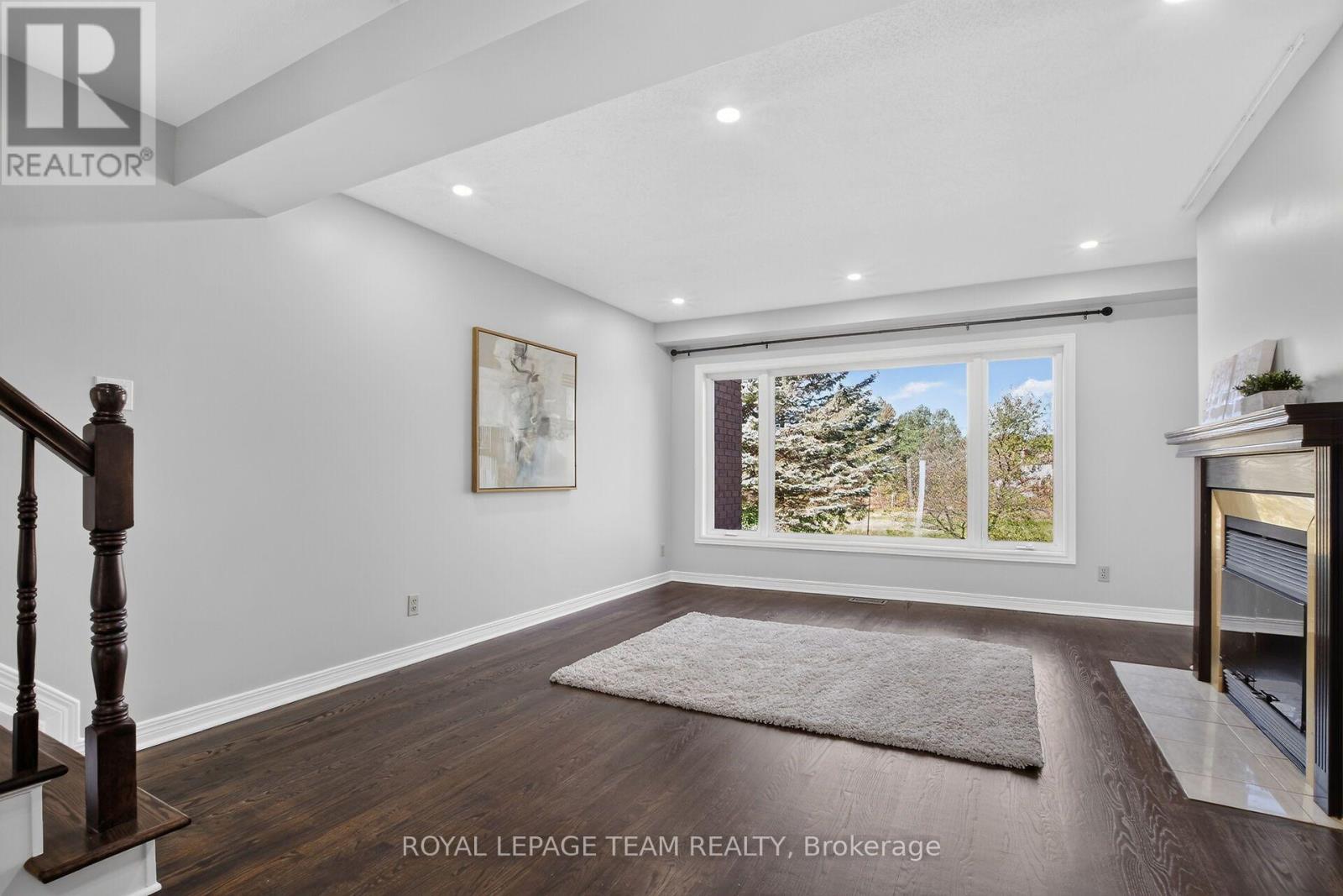 253 Knudson Drive Property Photo 10