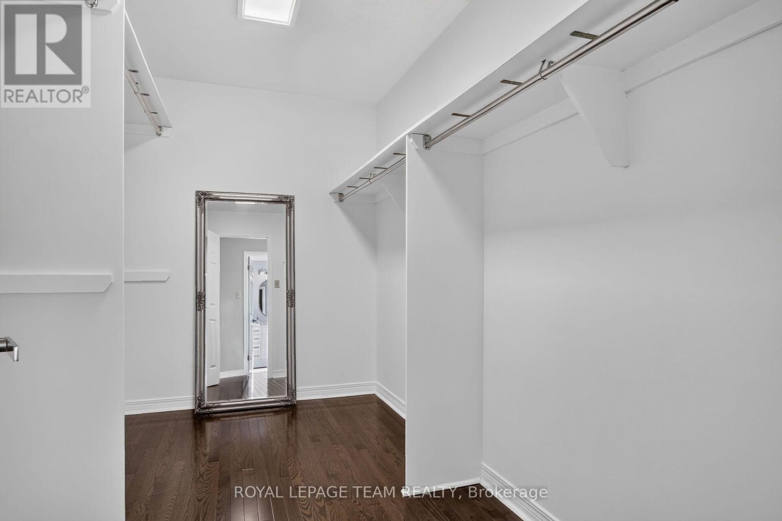 253 Knudson Drive Property Photo 32