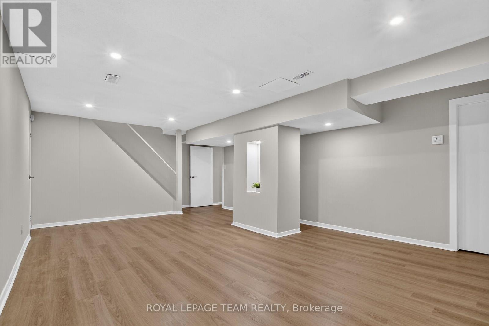 253 Knudson Drive Property Photo 42