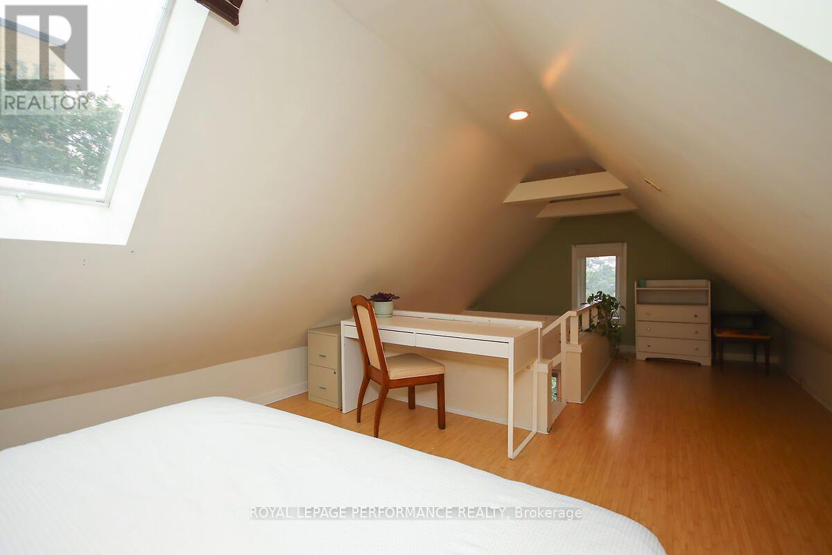 49 Bayswater Avenue Property Photo 21
