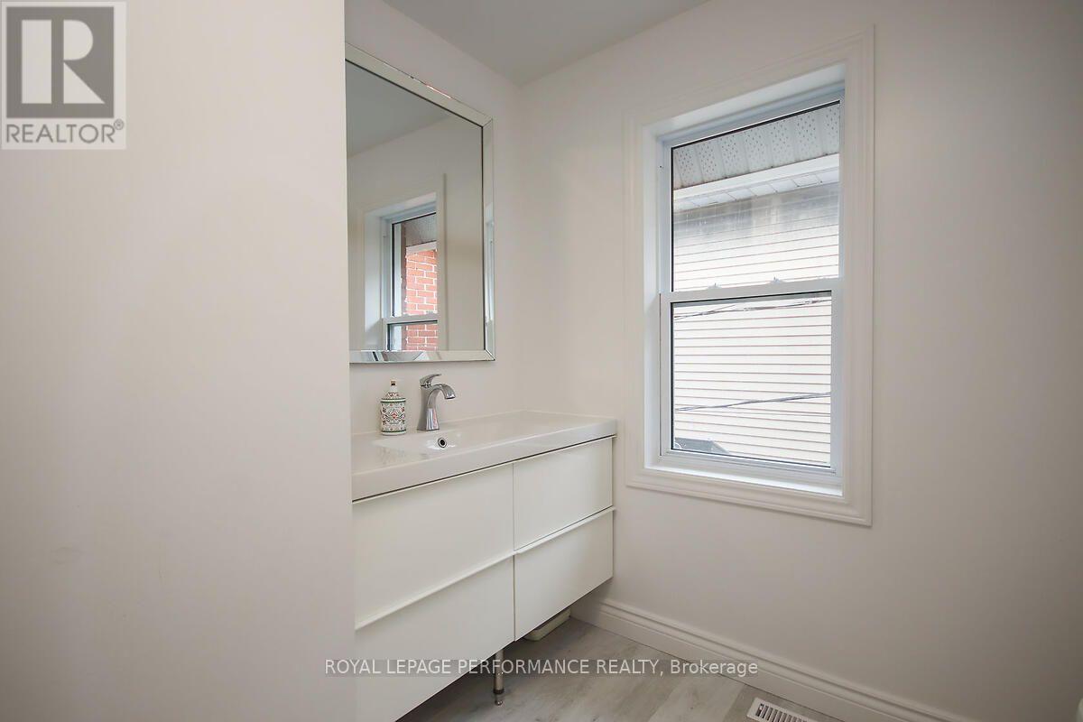 49 Bayswater Avenue Property Photo 24