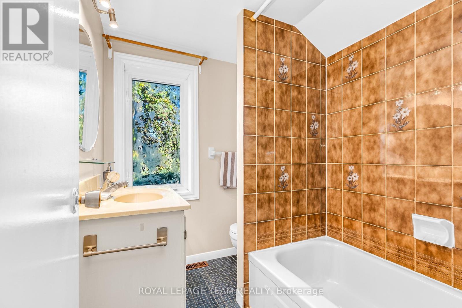 44 Ste Cecile Street Property Photo 16
