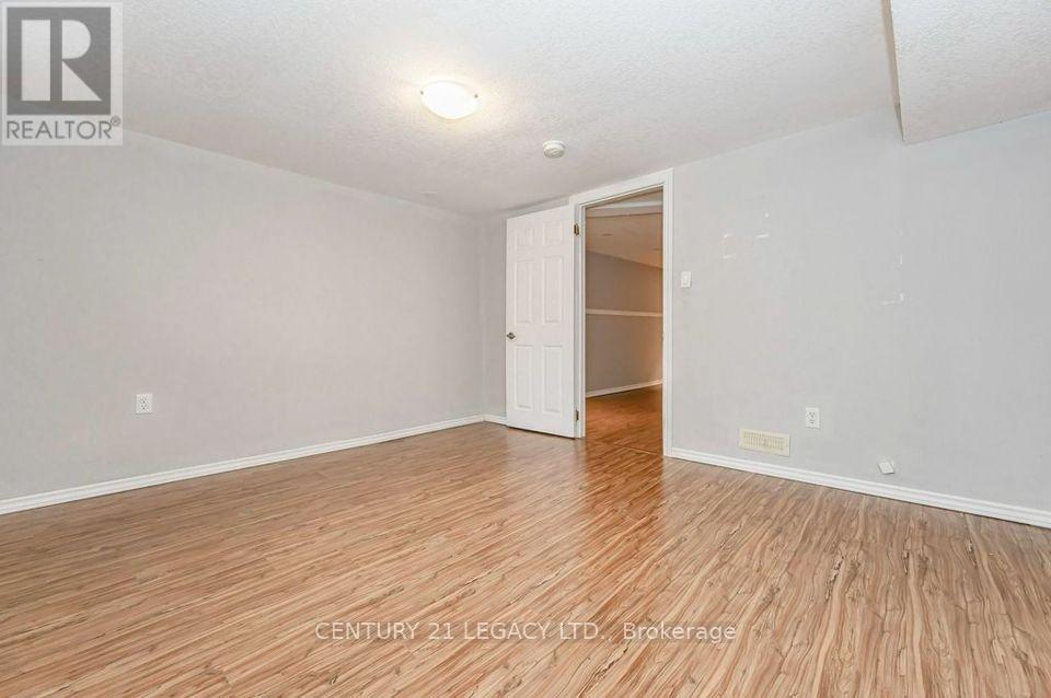 Bsmnt - 224 River Road E Property Photo 7