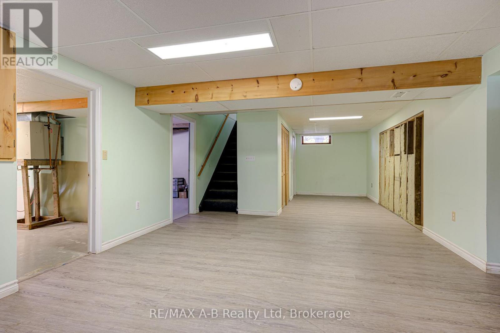 236056 23rd Line Property Photo 18