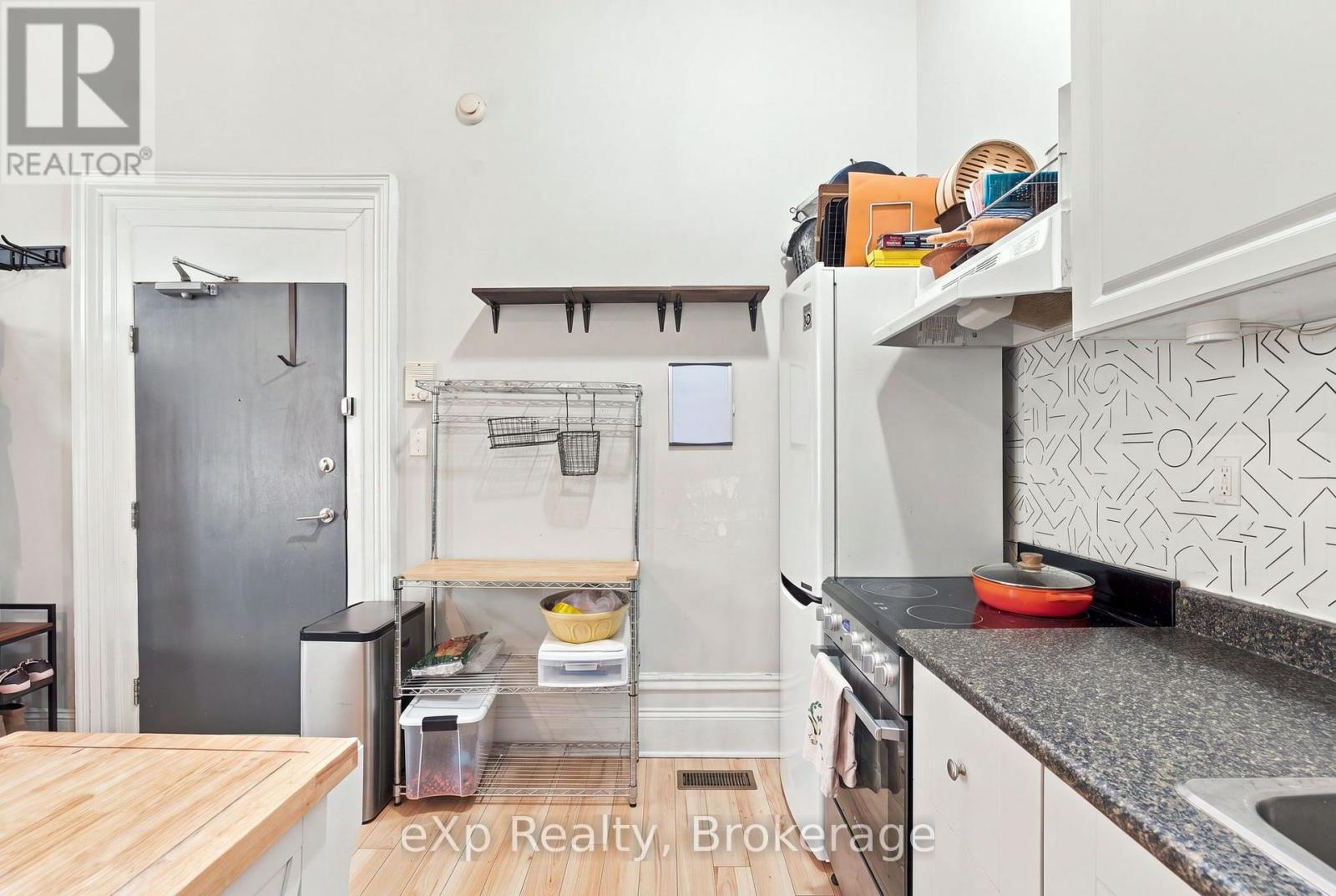 3 - 24 Wellington Street Property Photo 11