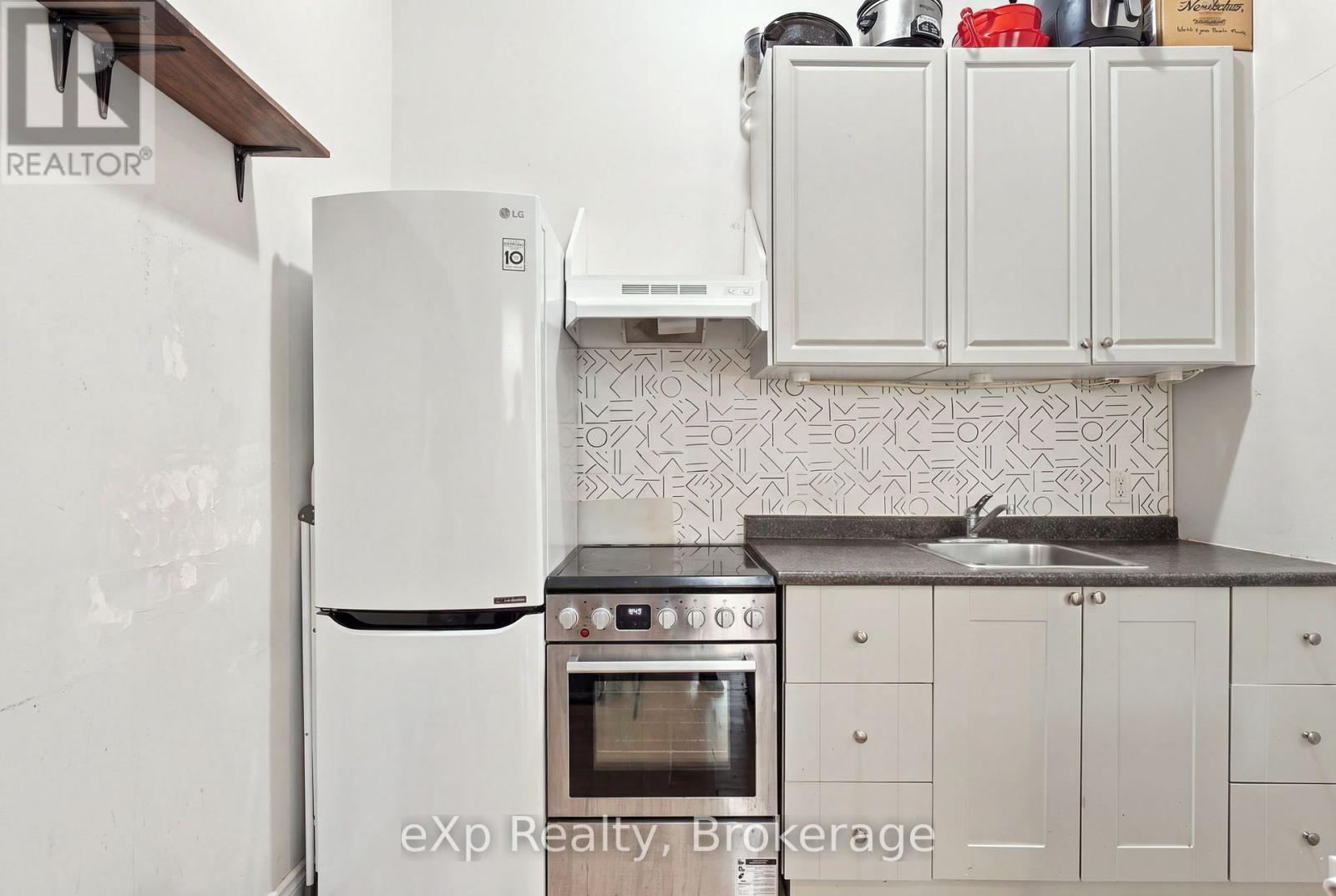 3 - 24 Wellington Street Property Photo 12