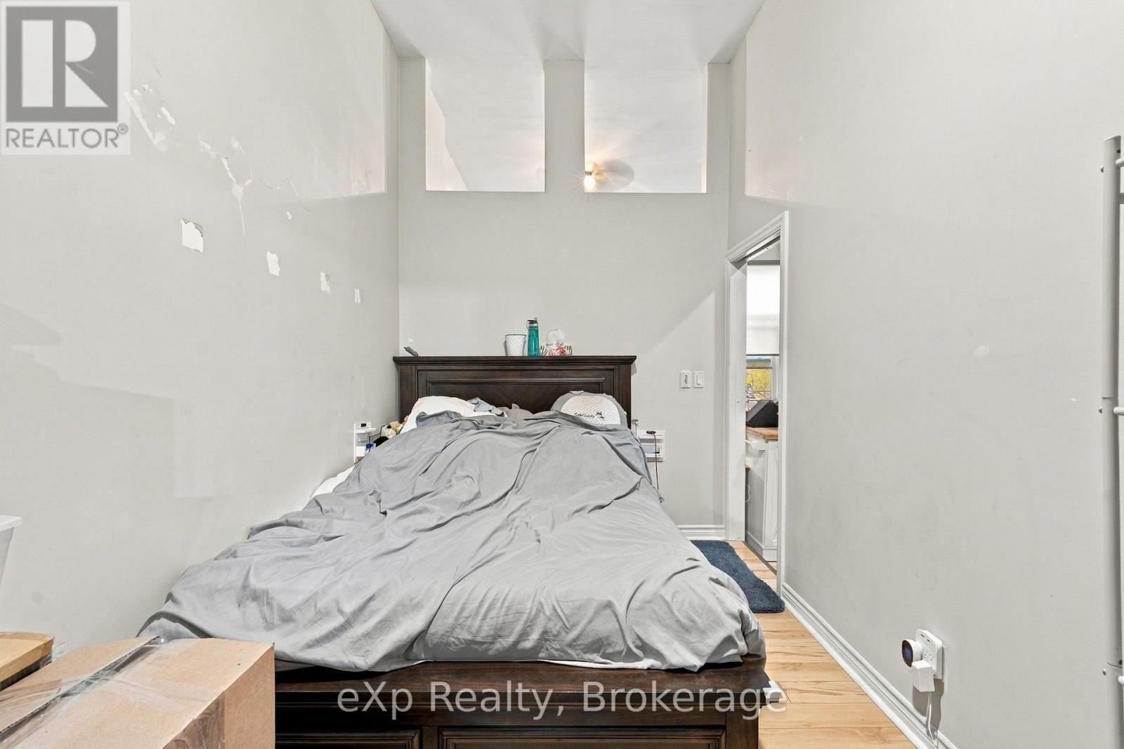 3 - 24 Wellington Street Property Photo 13