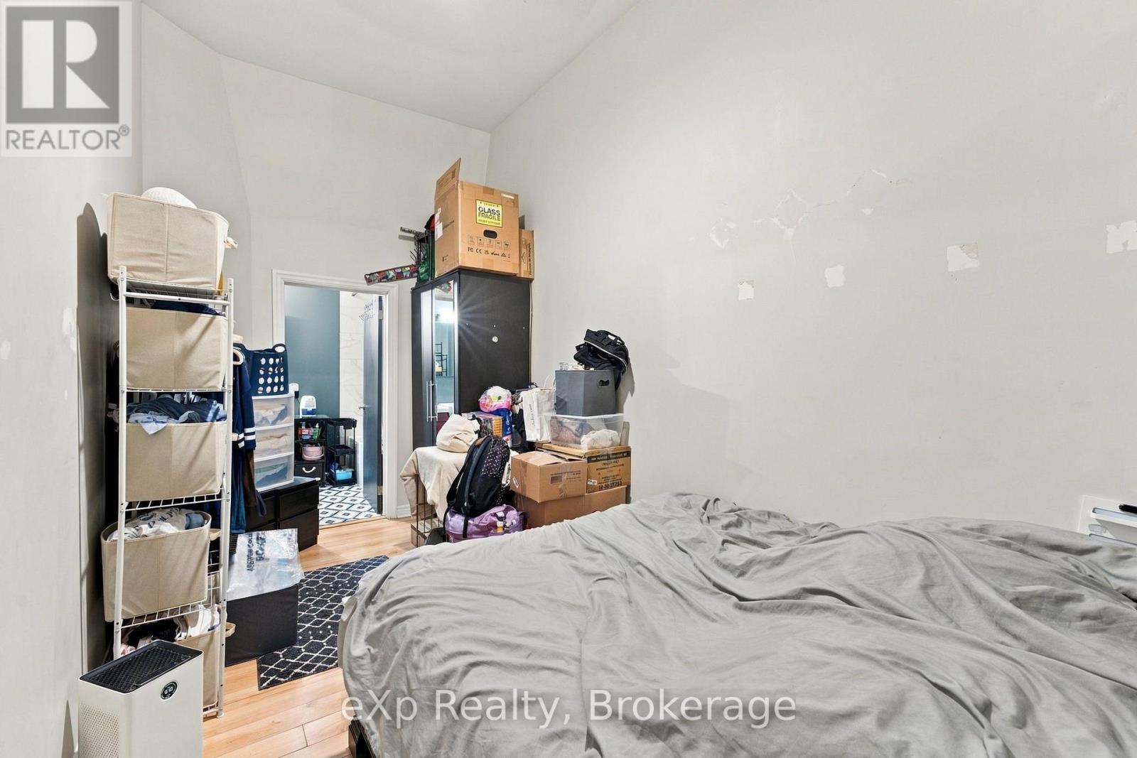 3 - 24 Wellington Street Property Photo 14
