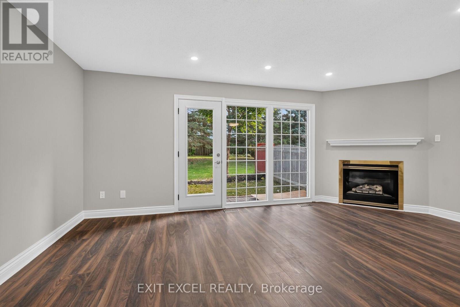 2712 Baseline Road Property Photo 6