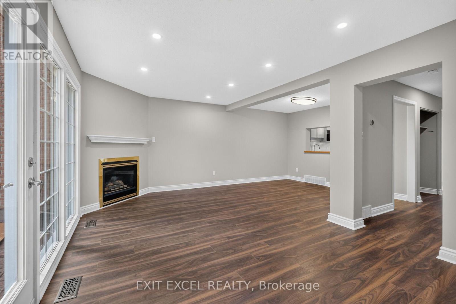 2712 Baseline Road Property Photo 10
