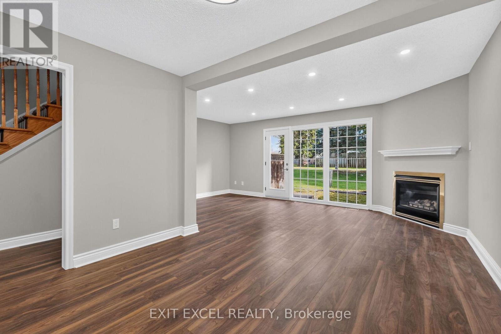 2712 Baseline Road Property Photo 11