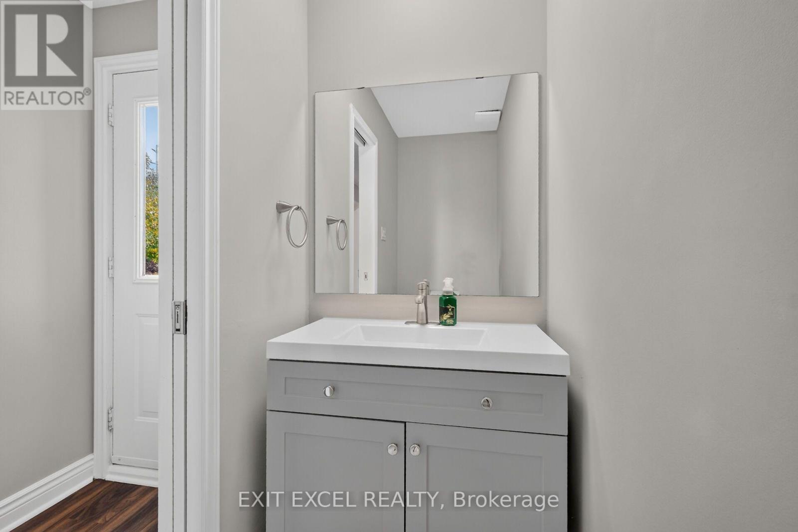 2712 Baseline Road Property Photo 21