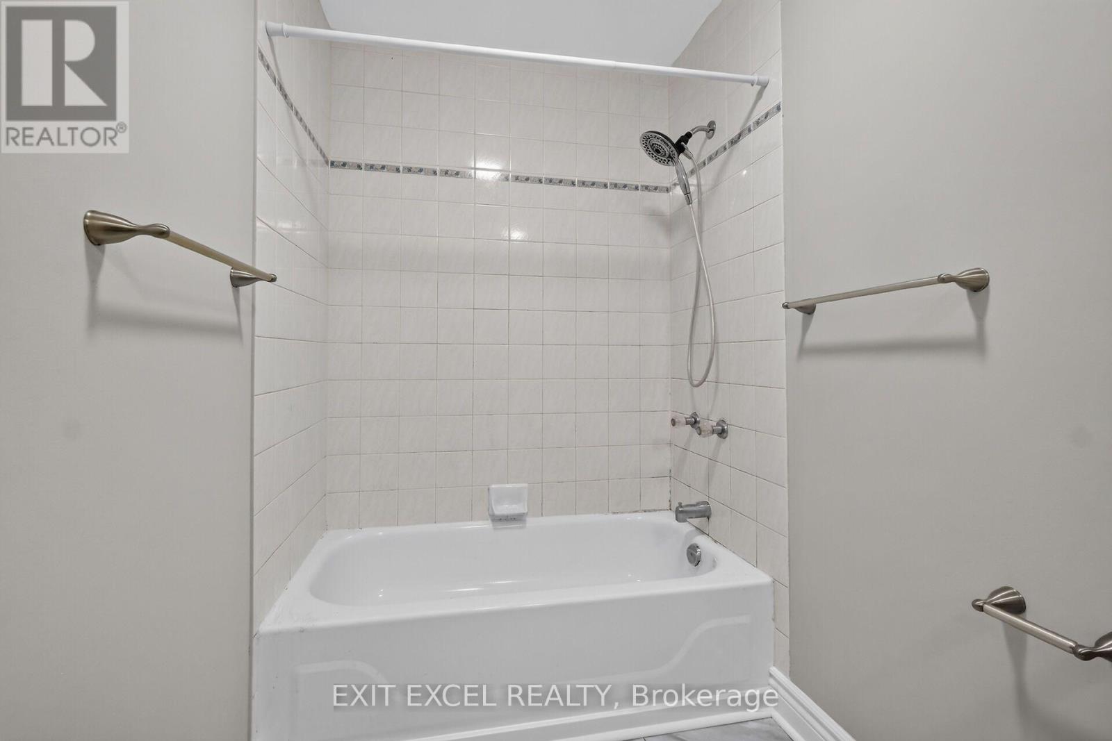 2712 Baseline Road Property Photo 35
