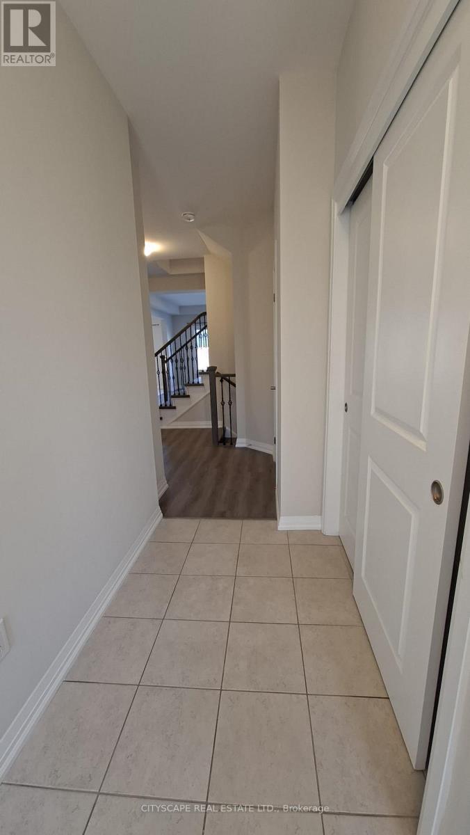 69 Bur Oak Drive Property Photo 2
