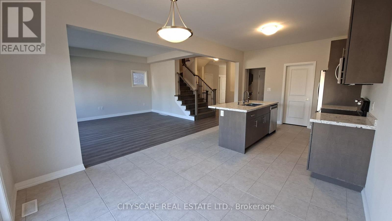 69 Bur Oak Drive Property Photo 3
