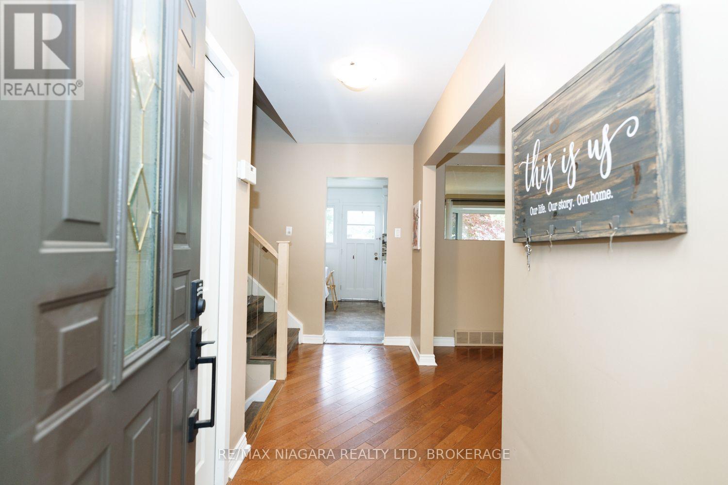 3360 Baker Crescent Property Photo 3