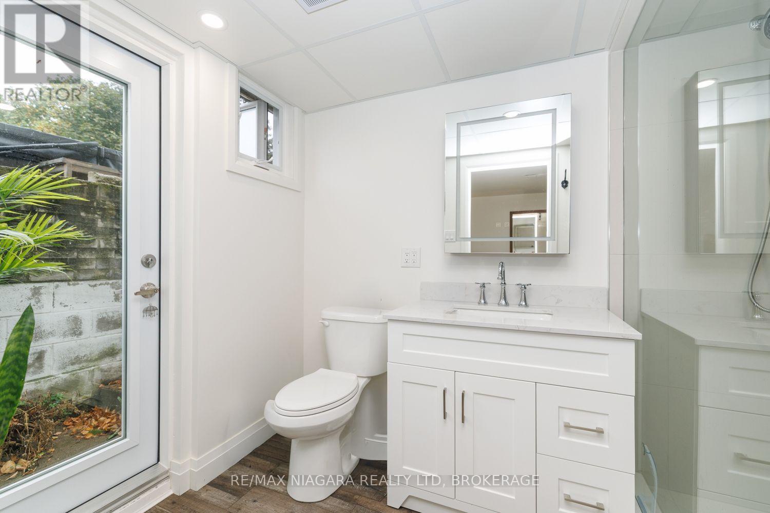 3360 Baker Crescent Property Photo 19