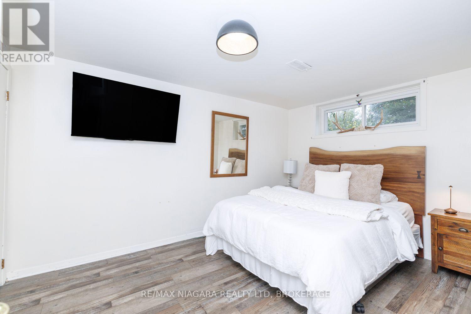 3360 Baker Crescent Property Photo 22