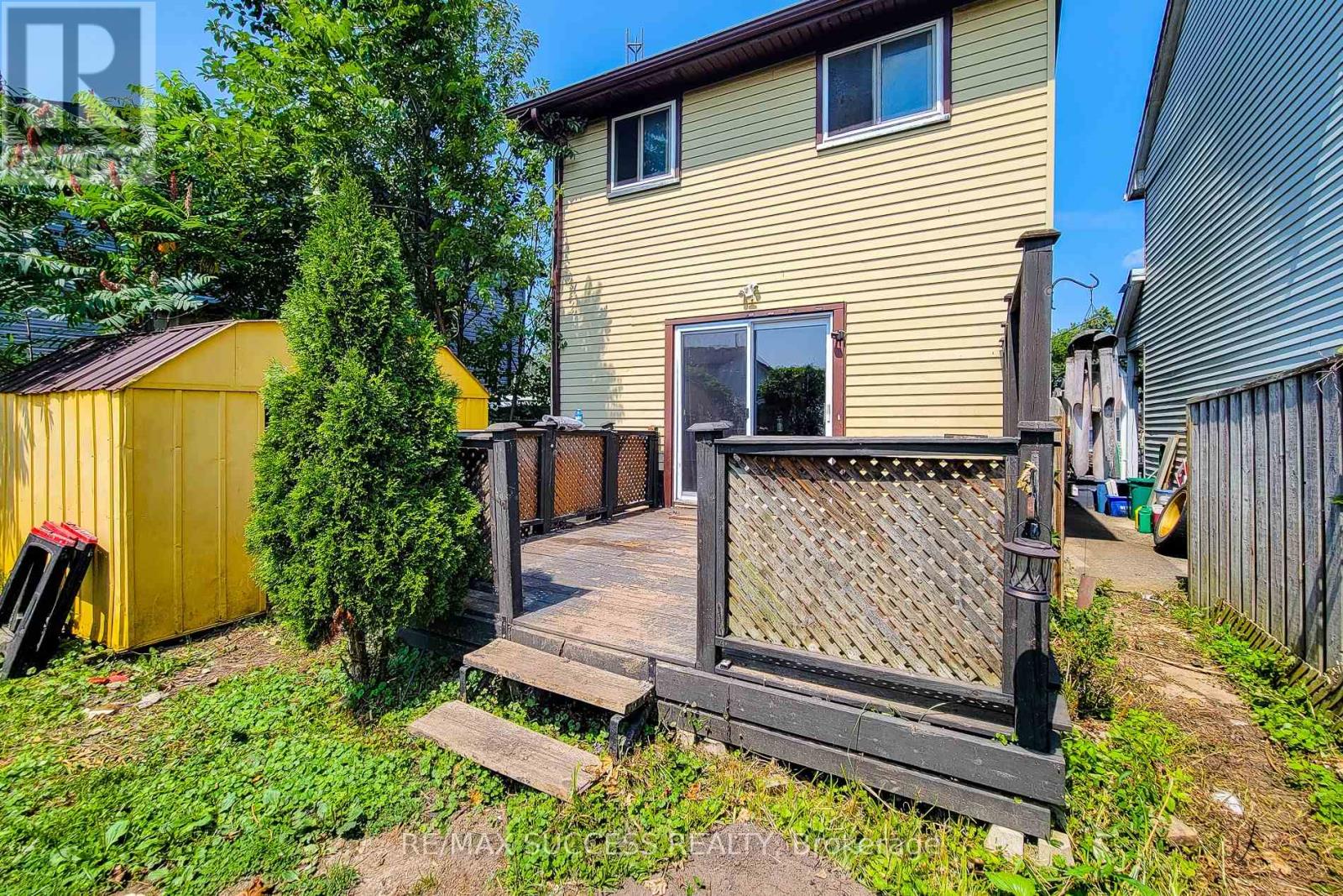 42 Enfield Crescent Property Photo 6