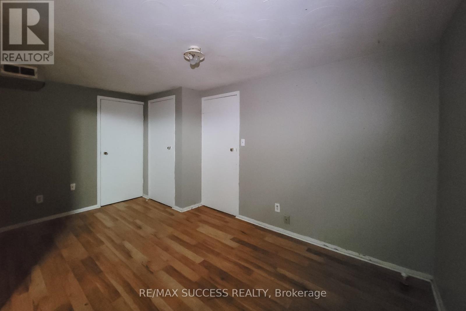 42 Enfield Crescent Property Photo 23