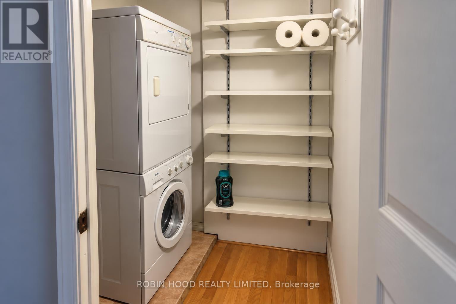 322 Lyon Street N Property Photo 21