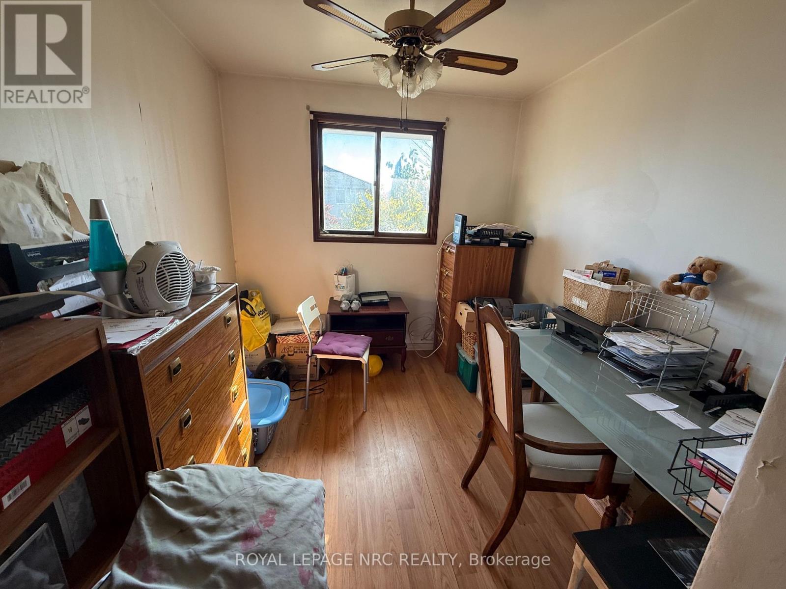 8102 Post Road Property Photo 4