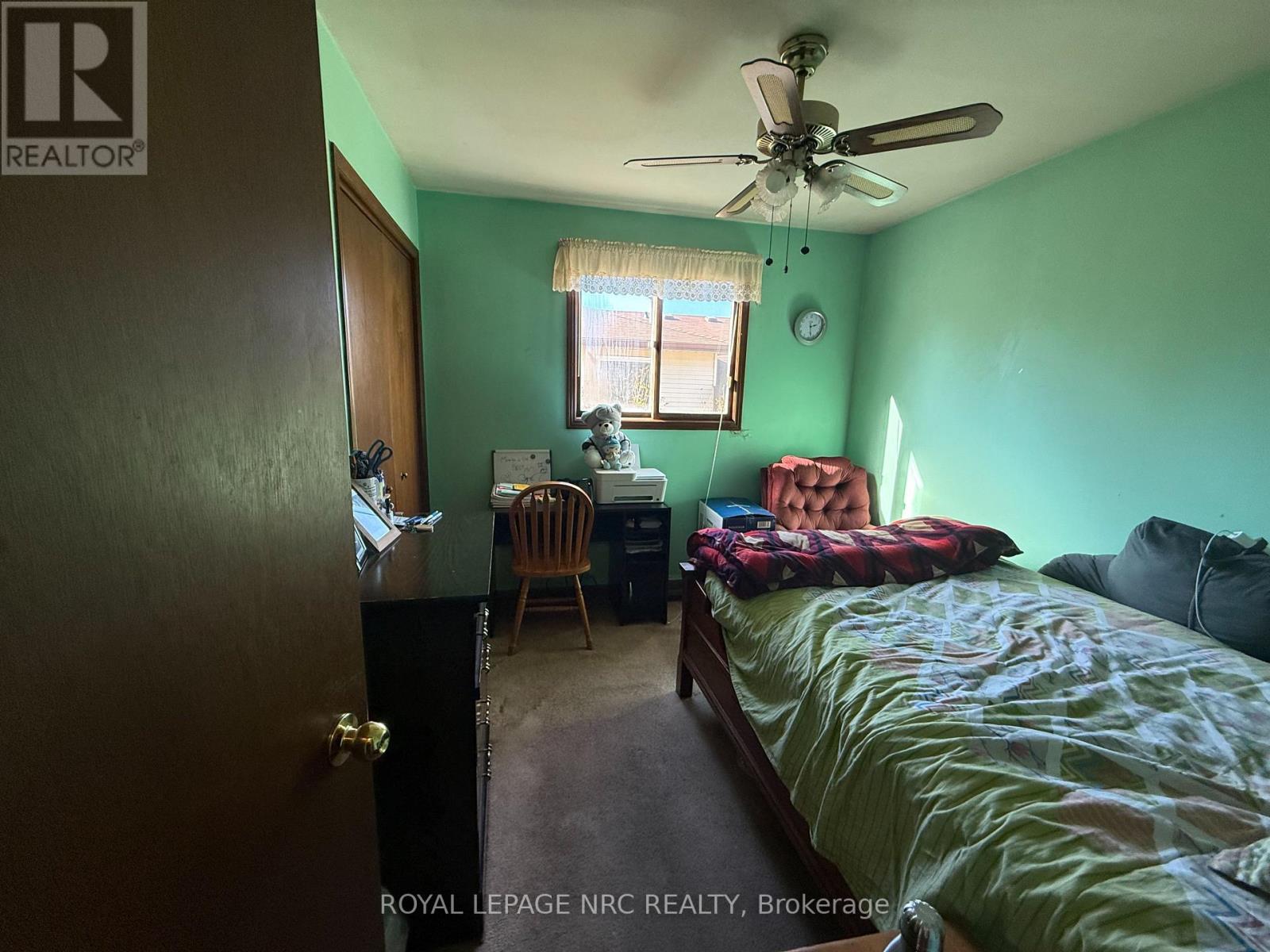 8102 Post Road Property Photo 5