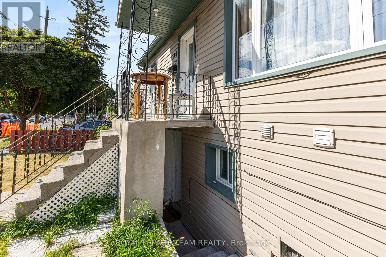 105 Jolliet Avenue Property Photo 14
