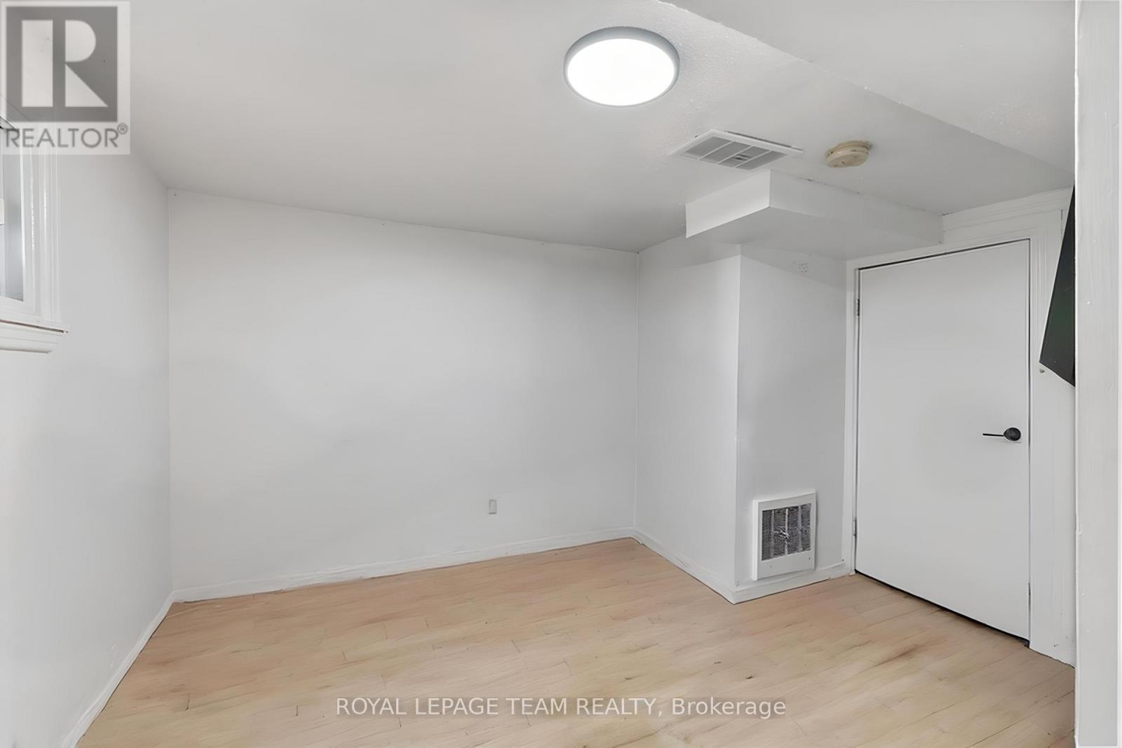 105 Jolliet Avenue Property Photo 18