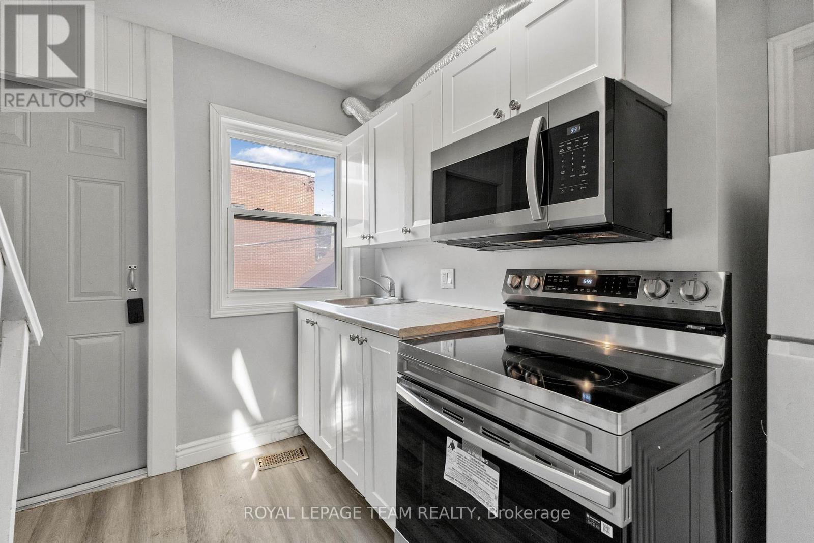 105 Jolliet Avenue Property Photo 25