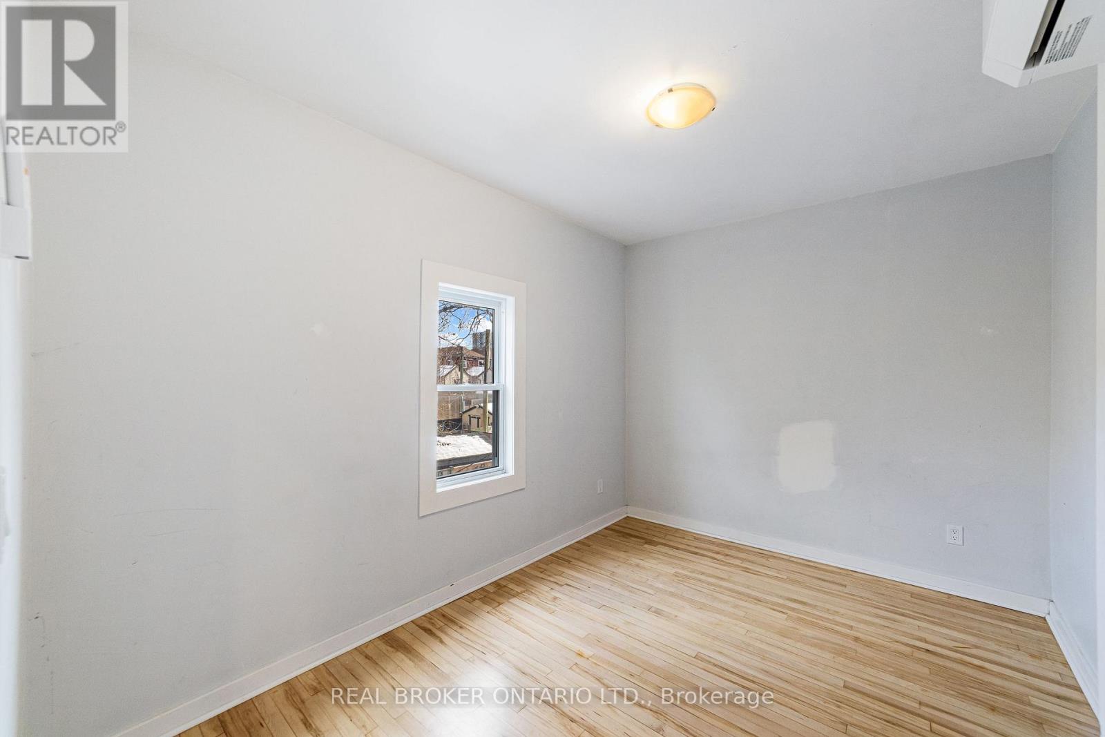 208 Mary Street Property Photo 24
